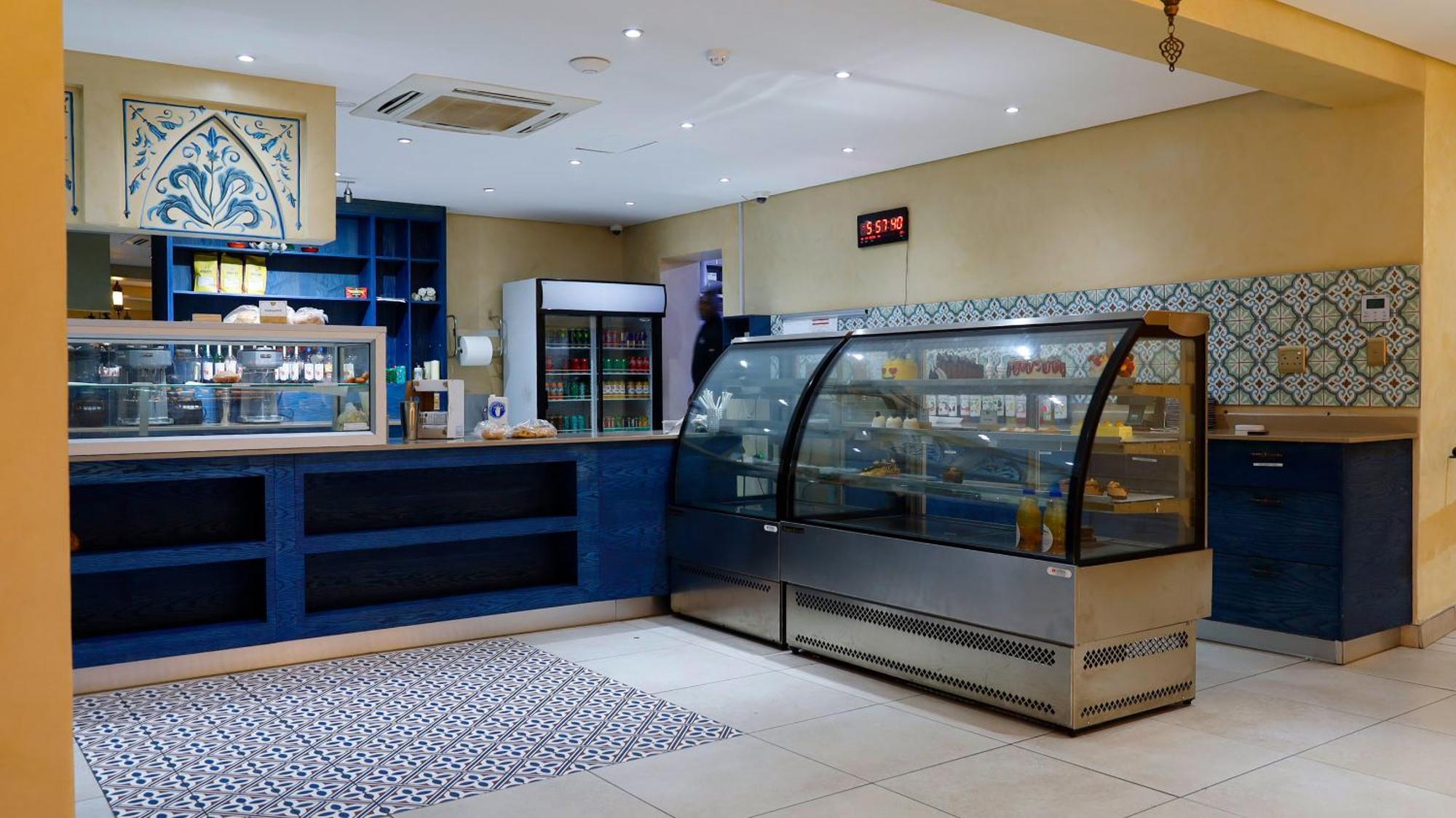 Qurtuba Hotel And Spa Sandown Exterior foto